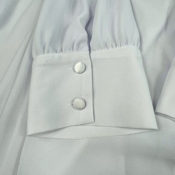 🔥Tally Taylor Paris Rome Nun Priest Church Cross White Robe Women Size 20W - Picture 9 of 14